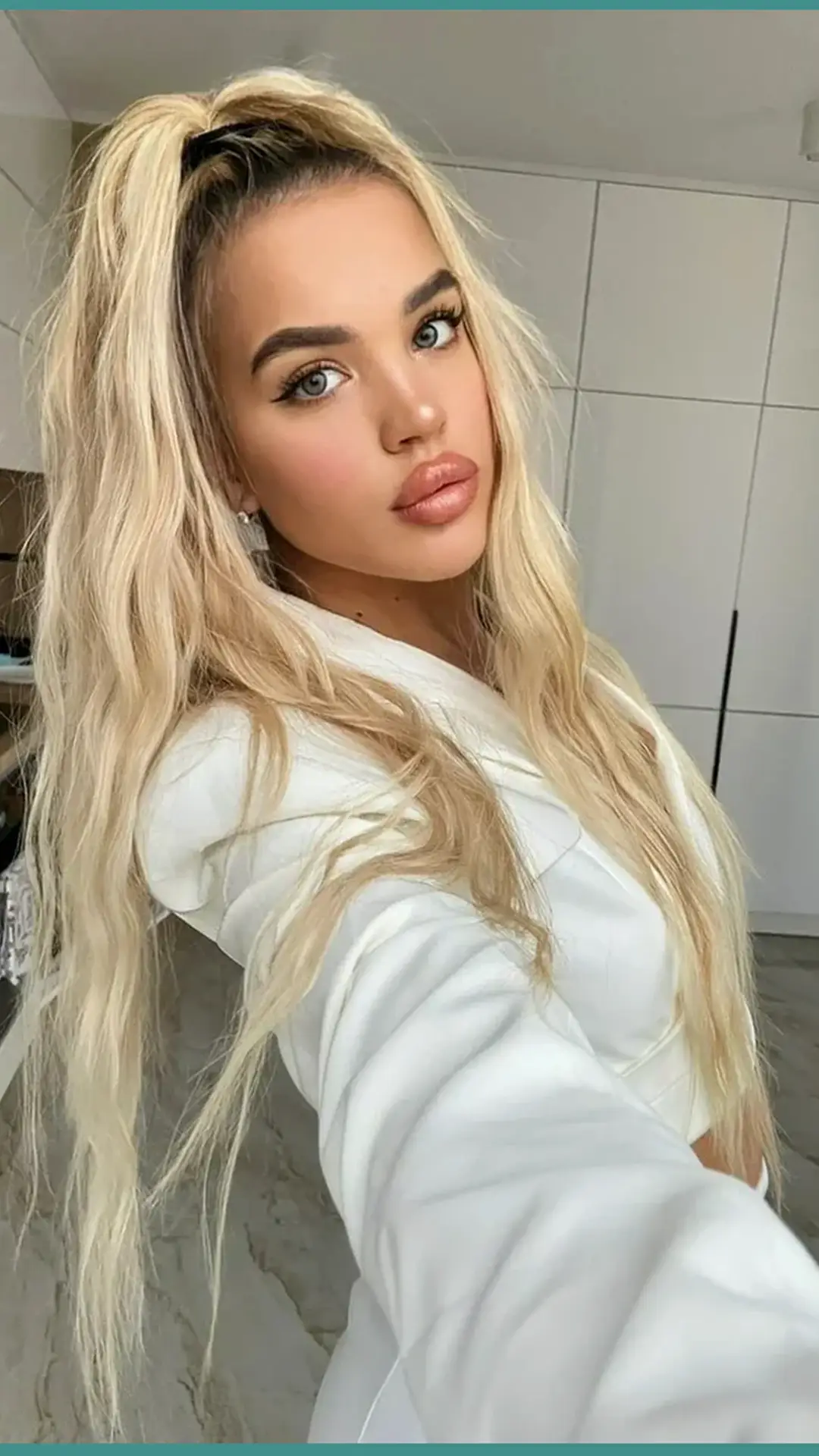 Ankara escort makalesi için kütüphane görseli 6, 01 portre